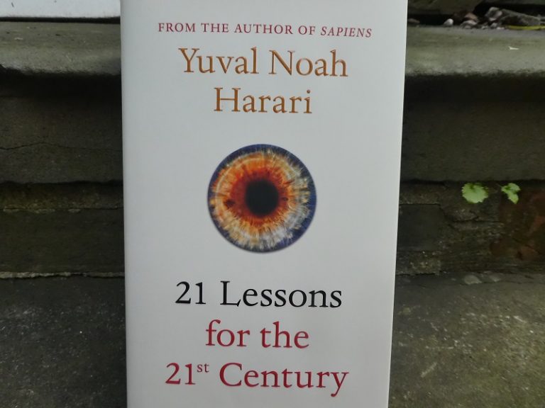 21 Lessons for the 21st Century - The Dragons Garden